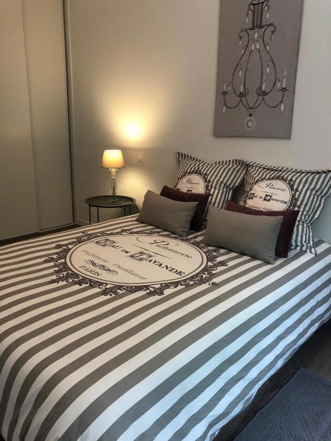 Logement A Brive Proche Centre-Ville Et Campagne - Climatisation, Wifi, Coin Exterieur Et Parking Prives Exteriör bild